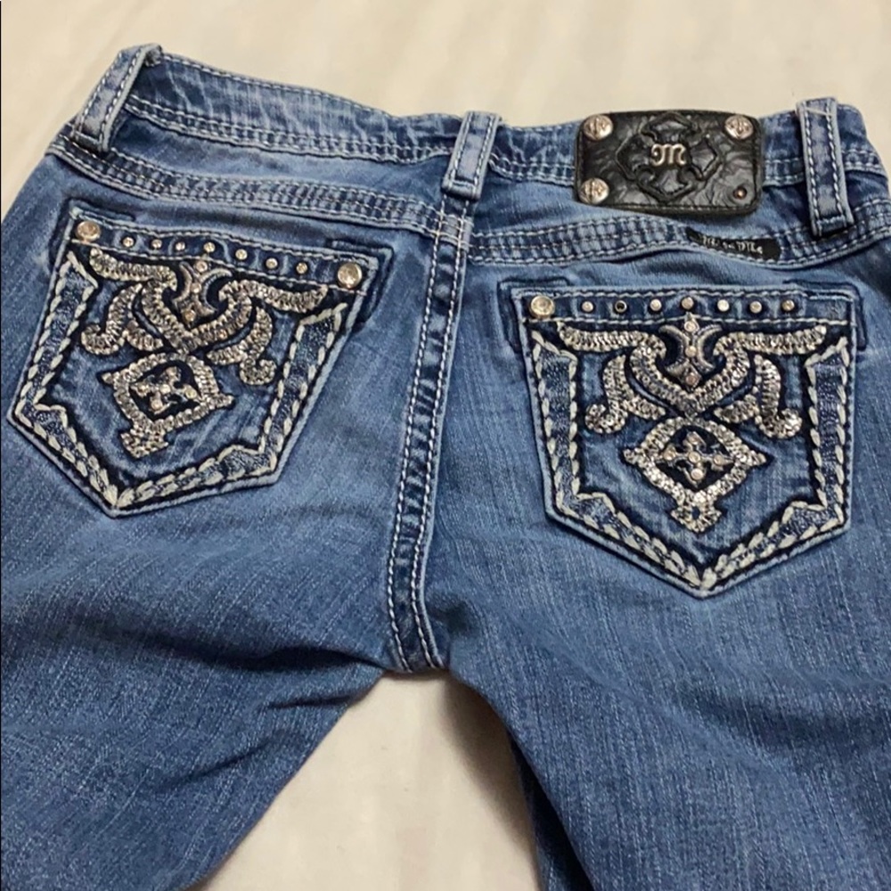 Jeans - Picture 2 of 5